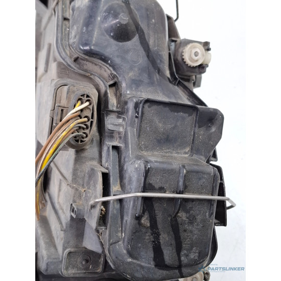 Far dreapta AUDI A6 II 4B2, 4B4, C5 1997 - 2005 15381400