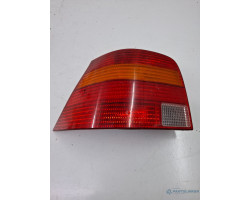 Lampa spate / Stop stanga VOLKSWAGEN GOLF IV 1J1 1997 - 2007 1j6945095q