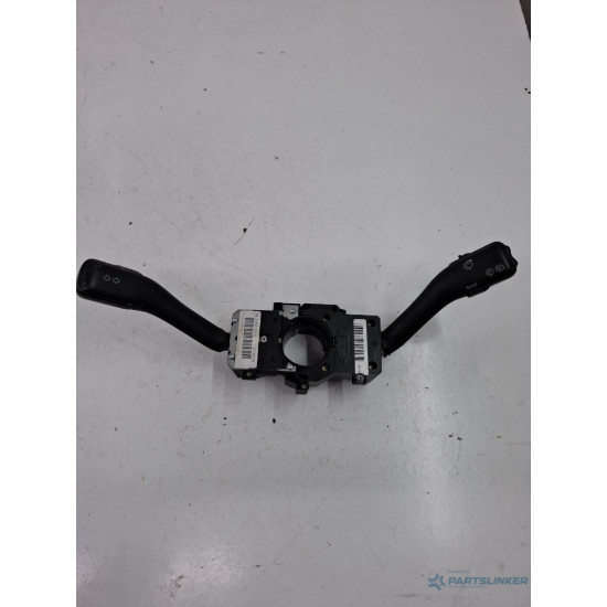 Maneta stergatoare lampa de semnalizare VOLKSWAGEN GOLF IV 1J1 1997 - 2007 953513