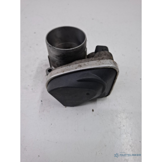Supapa clapeta de acceleratie RENAULT MEGANE III Hatchback BZ0_ 2008 - > 1.6 16V K4M 848 8200190230