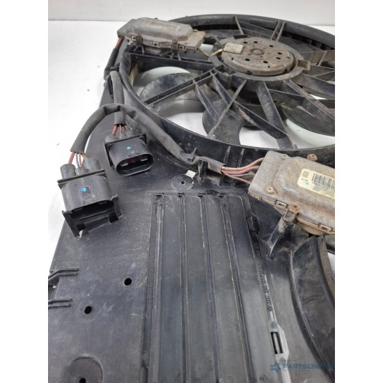 Ventilator electric radiator VOLKSWAGEN TOUAREG 7LA, 7L6, 7L7 2002 - 2013 2.5 R5 TDI BAC, BPE 7l0121203f
