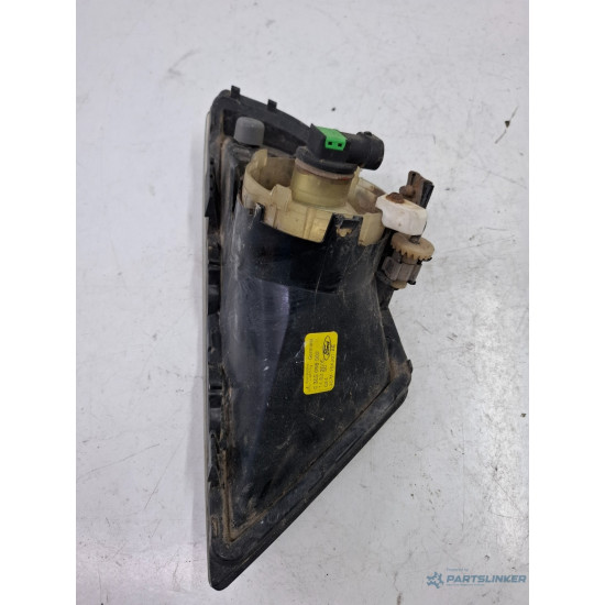 Lampa ceata fata dreapta FORD MONDEO III Estate BWY 2000 - 2007 1305234017