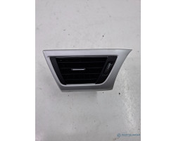 Grila de ventilatie laterala panou de bord BMW 3 VI F30, F80 2011 - 2018 320 d B47 D20 A, N47 D20 C