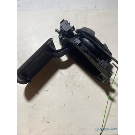 Usita rezervor combustibil BMW 3 VI F30, F80 2011 - 2018 320 d B47 D20 A, N47 D20 C 477246,541992