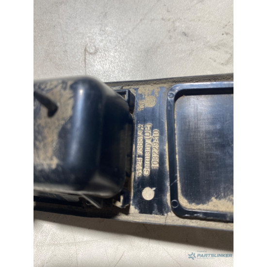 Comutator deschidere hayon/portbagaj BMW 5 F10 2009 - 2016, BMW 3 VI F30, F80 2011 - 2018 320 d B47 D20 A, N47 D20 C 10822910,51247368752
