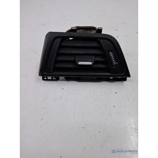 Grila de ventilatie laterala panou de bord BMW 3 VI F30, F80 2011 - 2018 320 d B47 D20 A, N47 D20 C