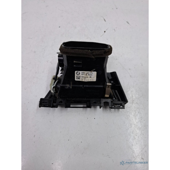 Grila de ventilatie laterala panou de bord BMW 3 VI F30, F80 2011 - 2018 320 d B47 D20 A, N47 D20 C