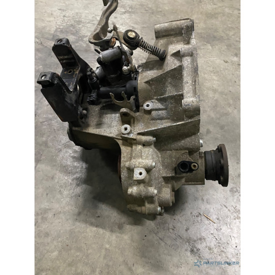 Cutie de viteze VOLKSWAGEN GOLF IV 1J1 1997 - 2007 1.4 16V AHW, AKQ, APE, AXP, BCA, SKODA FABIA 6Y2 1999 - 2008 1.4 16V AUB, BBZ, SEAT IBIZA IV 6L1 2002 - 2009 1.4 16V AUB, BBZ 02T30103