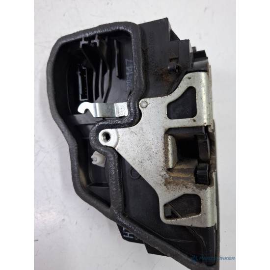 Broasca usa stanga spate BMW 3 VI F30, F80 2011 - 2018, BMW X1 I E84 2009 - 2015, BMW X5 II E70 2006 - 2013, BMW 5 F10 2009 - 2016, BMW 1 E81 2006 - 2012 7202147
