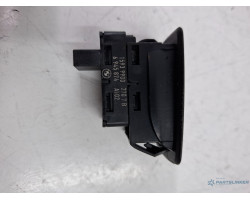 Butoane geamuri electrice dreapta spate BMW X6 E71, E72 2007 - 2014, BMW X5 II E70 2006 - 2013, BMW 3 V E90 2004 - 2012 15939900
