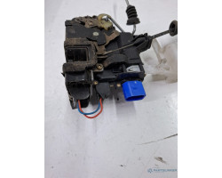 Broasca usa stanga fata VOLKSWAGEN POLO 9N_ 2001 - 2012, SEAT CORDOBA III 6L2 2002 - 2009, SEAT IBIZA IV 6L1 2002 - 2009, SKODA FABIA 6Y2 1999 - 2008 3b1837015am