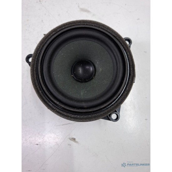 Difuzor portiera fata BMW 4 Convertible F33, F83 2013 - >, BMW 3 VI Gran Turismo F34 2012 - >, BMW 5 VI Touring F11 2009 - >, BMW 3 VI Touring F31 2011 - >, BMW 3 VI F30, F80 2011 - 2018, BMW 5 F10 2009 - 2016  65139264943