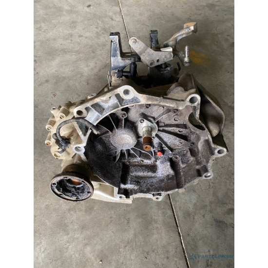 Cutie de viteze manuala 5 trepte VOLKSWAGEN POLO 9N_ 2001 - 2012 1.4 16V AUB, BBZ, SKODA FABIA 6Y2 1999 - 2008 1.4 16V AUB, BBZ 02t301103