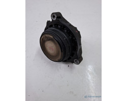 Suport tampon motor dreapta BMW 3 VI F30, F80 2011 - 2018 320 d B47 D20 A, N47 D20 C 6787658