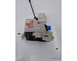 Broasca usa dreapta fata VOLKSWAGEN POLO 9N_ 2001 - 2012