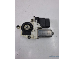 Motoras geam pivotant dreapta spate VOLKSWAGEN GOLF IV 1J1 1997 - 2007