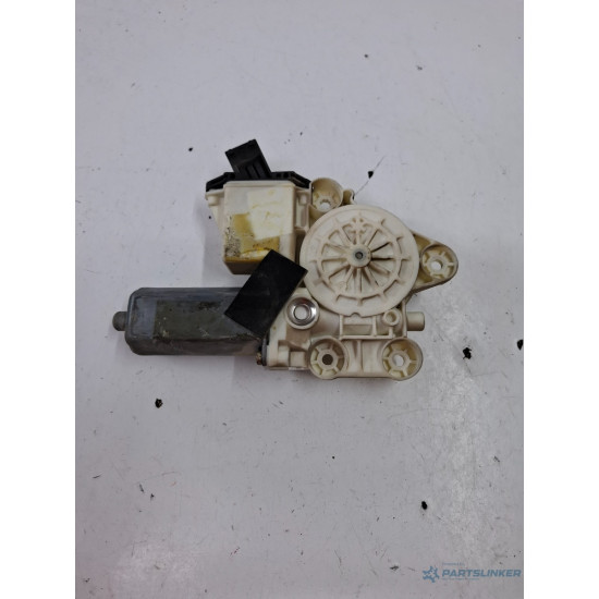 Motoras geam pivotant stanga fata OPEL VECTRA C Z02 2002 - 2009