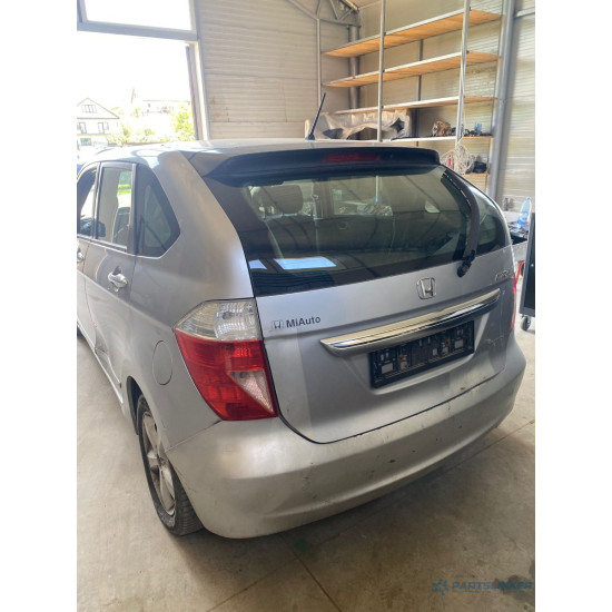 Dezmembrez HONDA FR-V BE 2004 - > i CTDi N22A1