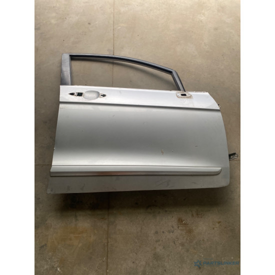 Usa Portiera fata dreapta fata HONDA FR-V BE 2004 - >