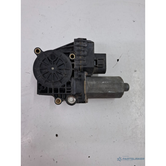 Motoras geam pivotant dreapta spate AUDI A6 II 4B2, 4B4, C5 1997 - 2005