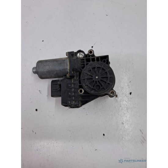 Motoras geam pivotant stanga fata AUDI A6 II 4B2, 4B4, C5 1997 - 2005