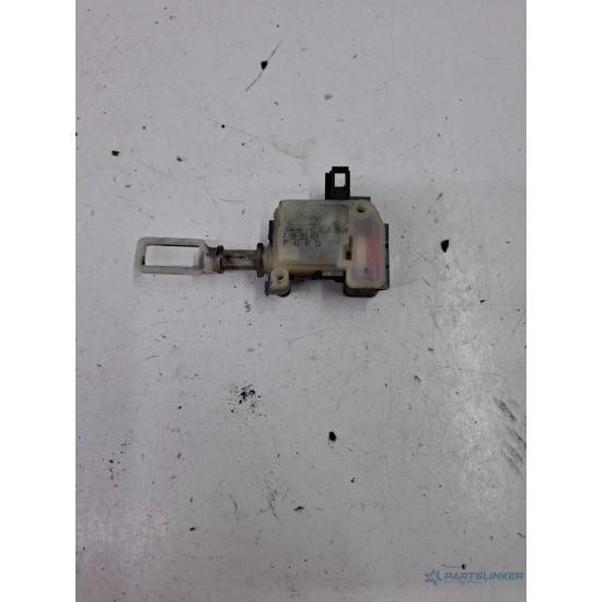 Motoras broasca/incuietoare hayon/portbagaj FORD FOCUS Hatchback  DAW, DBW 1998 - 2007