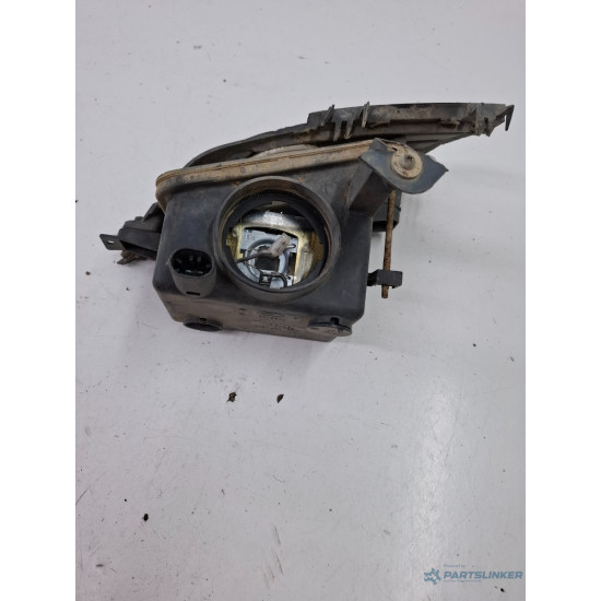 Lampa ceata fata dreapta OPEL CORSA C F08, F68, X01 2000 - 2009