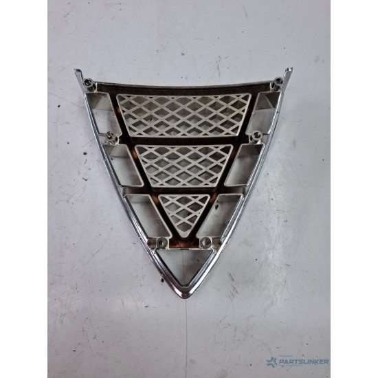 Grila superioara radiator bara de protectie fata ALFA ROMEO 166 936_ 1998 - 2007