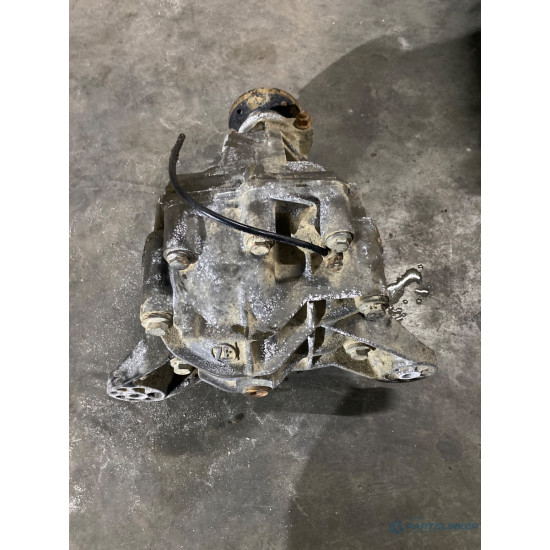 Diferential spate MERCEDES-BENZ M-CLASS W163 1998 - 2005 ML 270 CDI OM 612.963 446031001