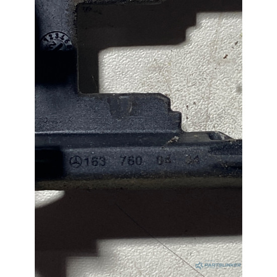 Maner interior portiera spate stanga spate MERCEDES-BENZ M-CLASS W163 1998 - 2005 A1637600434