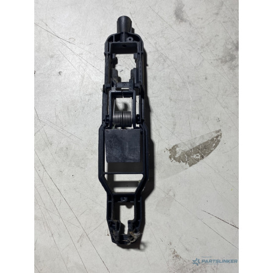 Maner interior portiera spate stanga spate MERCEDES-BENZ M-CLASS W163 1998 - 2005 A1637600434