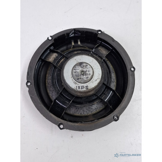 Difuzor portiera spate stanga VOLKSWAGEN TOUAREG 7LA, 7L6, 7L7 2002 - 2013 7e0035411a