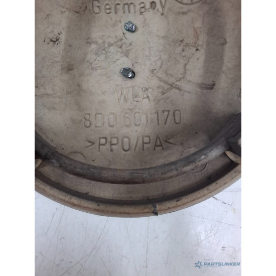 Capace roti originale AUDI A4 II 8E2, B6 2000 - 2005 8d0601170