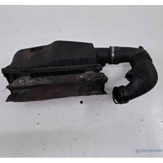 Capac carcasa filtru de aer MERCEDES-BENZ C-CLASS II W203  2000 - 2007 A0000945568
