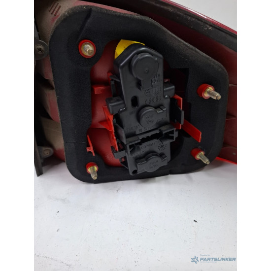 Lampa spate / Stop stanga AUDI A6 II Avant 4B5, 4B6, C5 1997 - 2005 TDI AKE, BAU, BDH