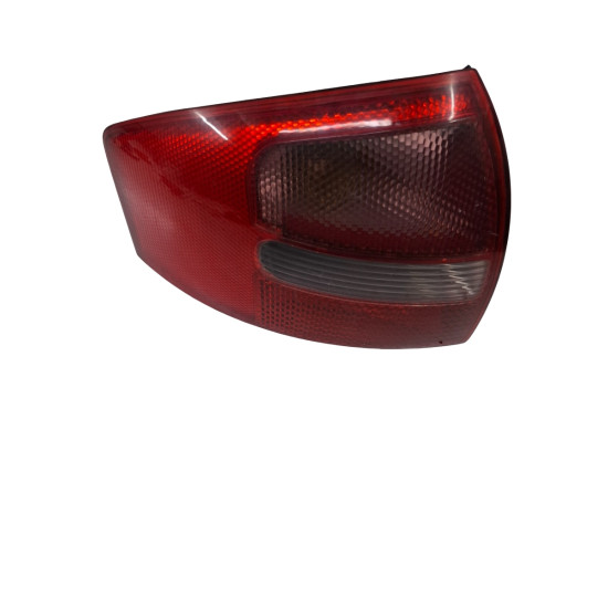 Lampa spate / Stop stanga AUDI A6 II Avant 4B5, 4B6, C5 1997 - 2005 TDI AKE, BAU, BDH