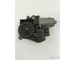 Motoras geam dreapta fata AUDI A6 II 4B2, 4B4, C5 1997 - 2005 0130821774