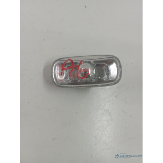 Lampa de semnalizare AUDI A3 II 8P1 2003 - 2013 8e0949127