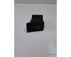 Grila de ventilatie laterala panou de bord stanga fata AUDI A6 II 4B2, 4B4, C5 1997 - 2005
