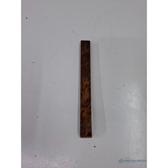 Panou ornamental central panou de bord AUDI A6 II 4B2, 4B4, C5 1997 - 2005 4b0863209