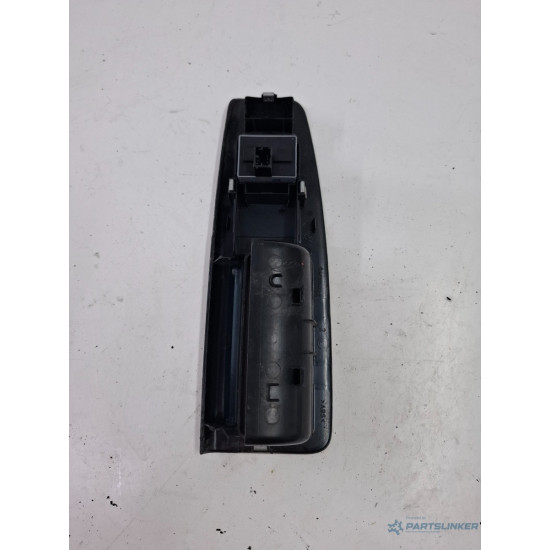 Butoane geamuri electrice stanga fata VOLKSWAGEN POLO 9N_ 2001 - 2012