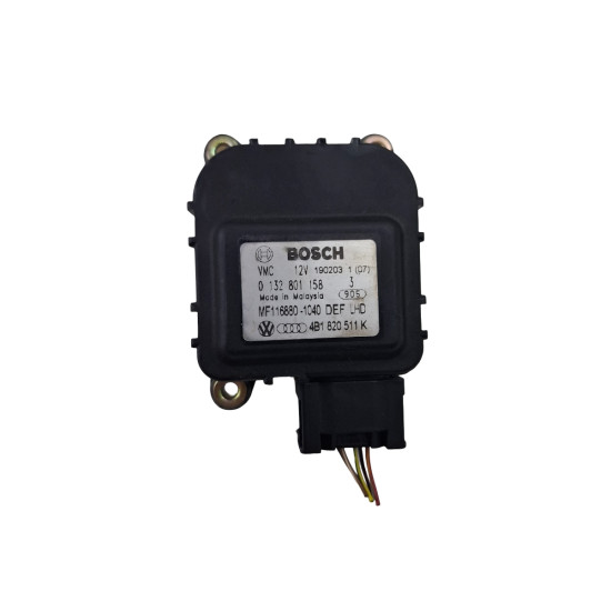 Motoras/actuator clapeta aer VOLKSWAGEN POLO 9N_ 2001 - 2012 TDI AMF, BAY BOSCH 0132801158