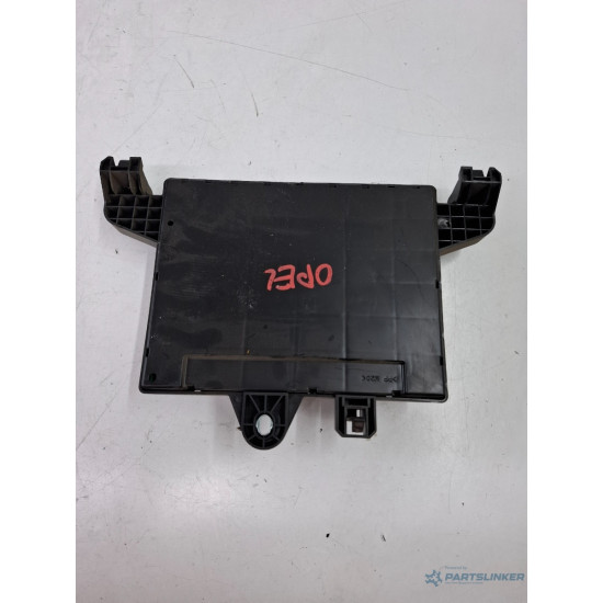 Panou sigurante OPEL ASTRA J Sports Tourer P10 2010 - 2015 CDTI A 20 DTH 13302301