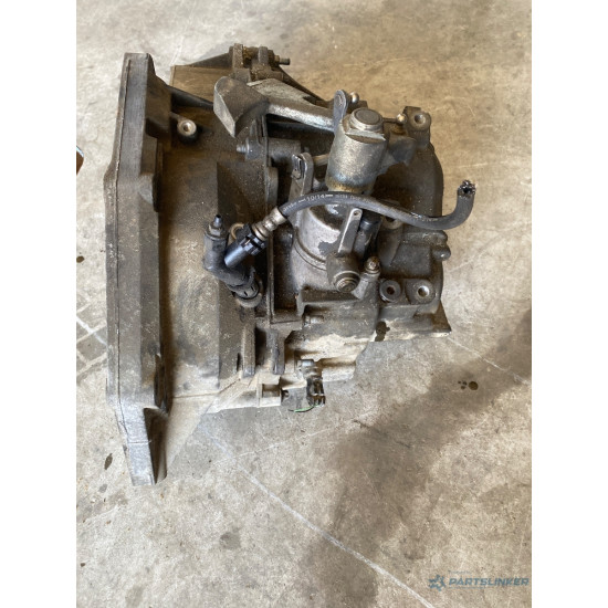 Cutie de viteze manuala 6 trepte OPEL ASTRA J Sports Tourer P10 2010 - 2015 2.0 CDTI GM55663375 082680