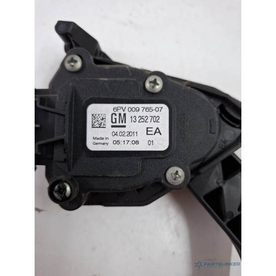 Pedala de acceleratie OPEL ASTRA J Sports Tourer P10 2010 - 2015 CDTI A 20 DTH 13252702