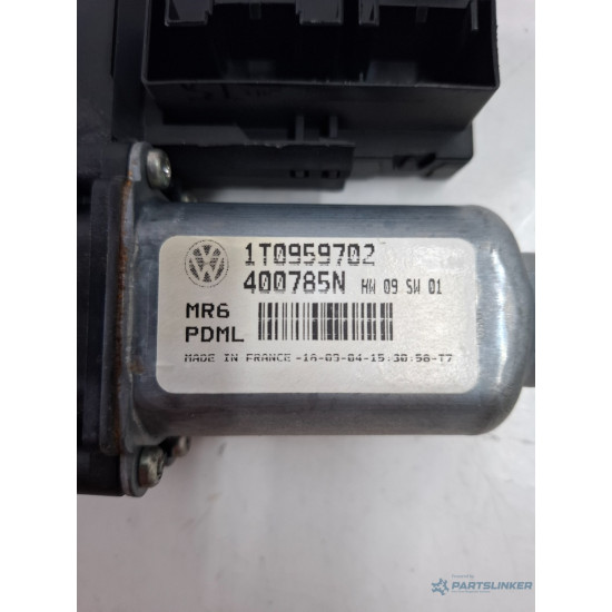 Motoras geam dreapta fata VOLKSWAGEN TOURAN 1T1, 1T2 2003 - 2010 TDI 16V BKD 1t0959702