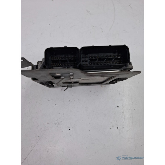ECU modul/unitate de control motor VOLKSWAGEN TOURAN 1T1, 1T2 2003 - 2010 TDI 16V BKD 0281011844