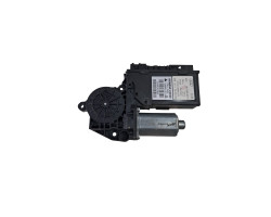 Motoras geam stanga fata AUDI A4 III 8EC, B7 2004 - 2008 TDI BPW 8e1959801h
