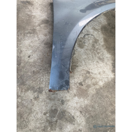 Aripa dreapta VOLKSWAGEN TOURAN 1T1, 1T2 2003 - 2010 TDI 16V BKD