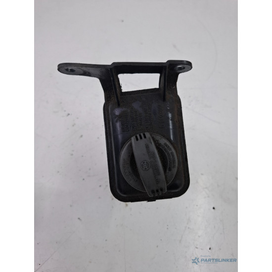 Rezervor lichid servodirectie AUDI A4 III 8EC, B7 2004 - 2008 TDI BPW 8e0422373
